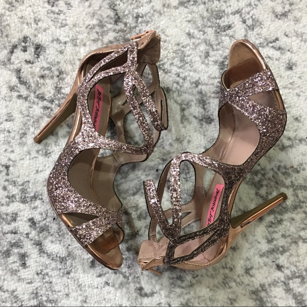 Betsey Jhonson Heels